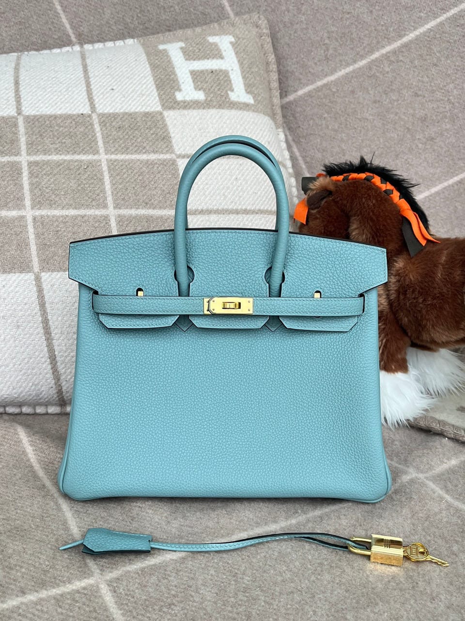 Hermès Birkin 25 Bleu Atoll Togo Leather Handbag Gold Hardware