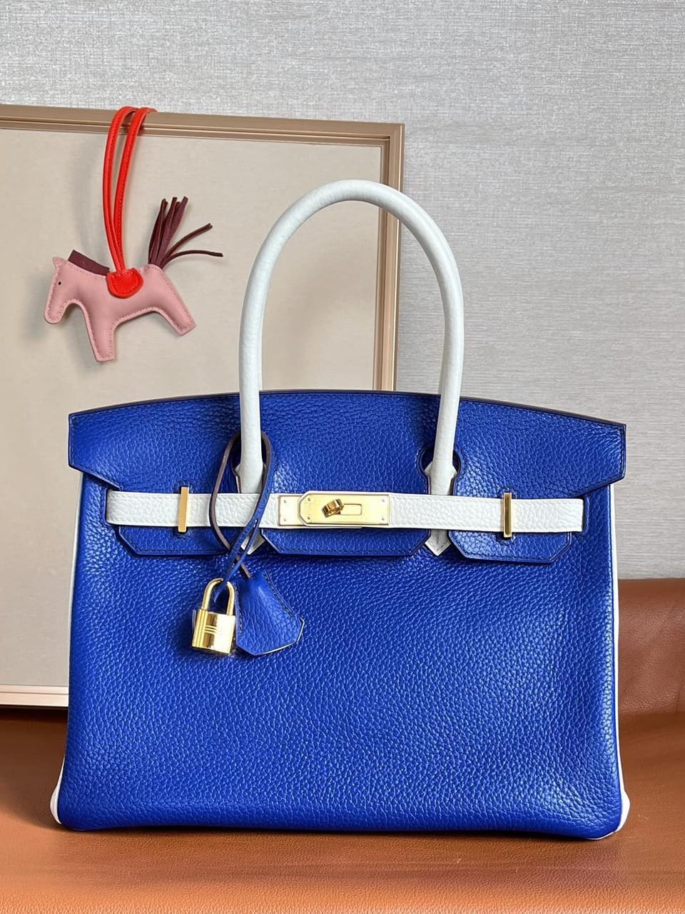 Hermès Birkin 25 Bleu Electric and Blanc Togo Leather Handbag Gold Hardware